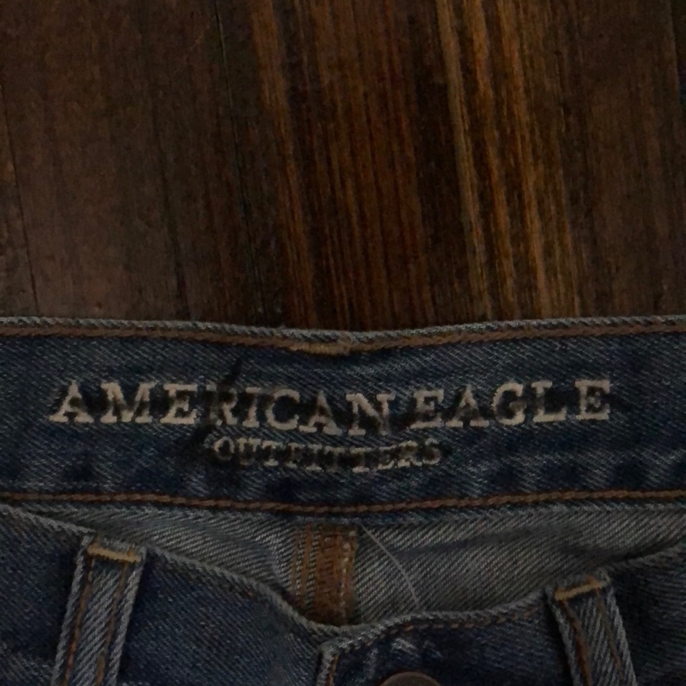American Eagle Distressed Jeans